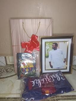 Gifts package  3